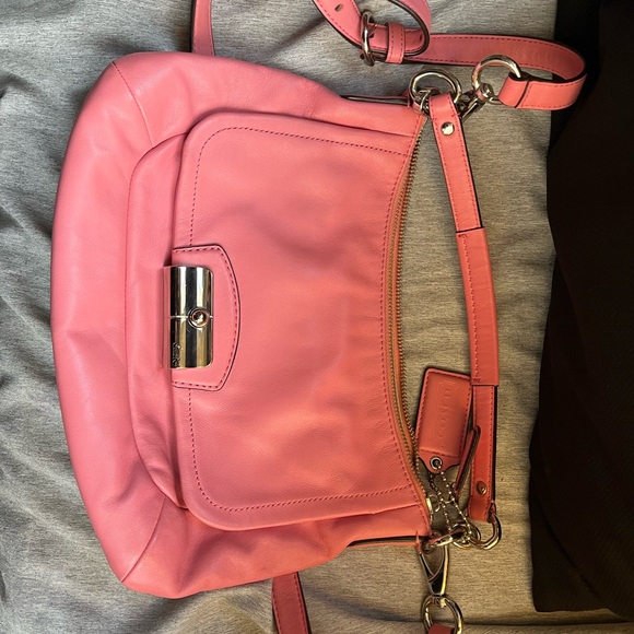 Coach Pink Leather Shoulder Bag - Picture 3 of 7